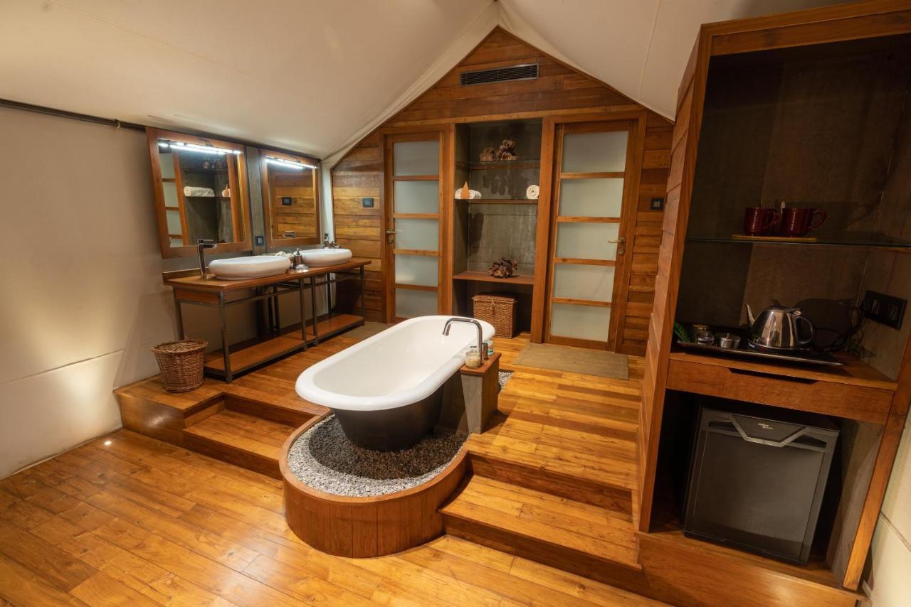 Kaav Safari Lodge, Kabini Begūr Екстериор снимка